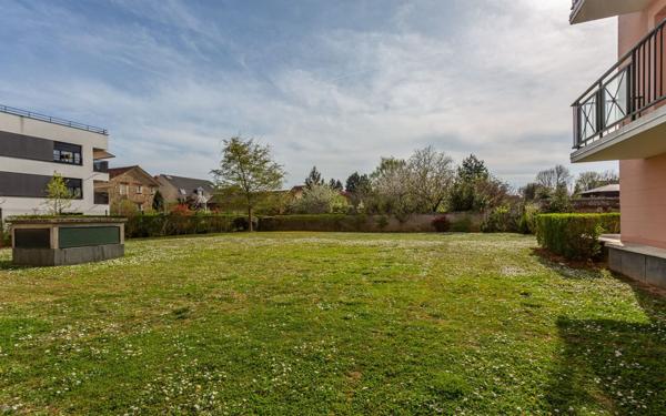 Appartement à vendre    3 pièces • 65,98 m2 Montgeron