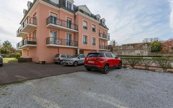 Appartement à vendre    3 pièces • 65,98 m2 Montgeron