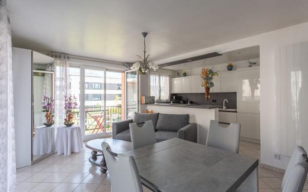 Appartement à vendre    3 pièces • 65,98 m2 Montgeron