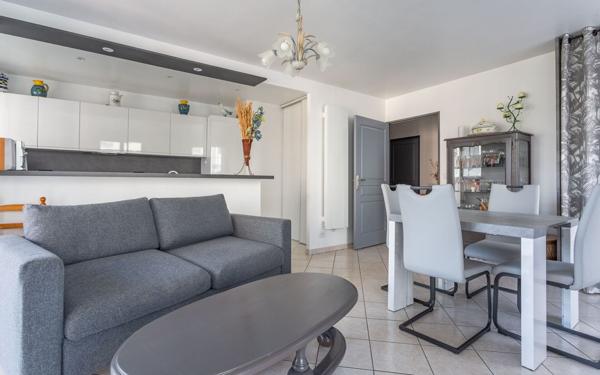 Appartement à vendre    3 pièces • 65,98 m2 Montgeron