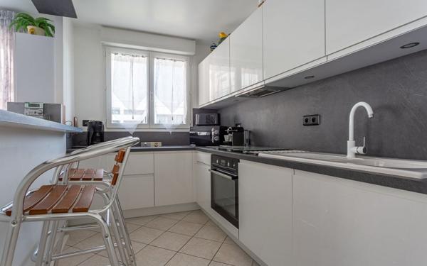 Appartement à vendre    3 pièces • 65,98 m2 Montgeron