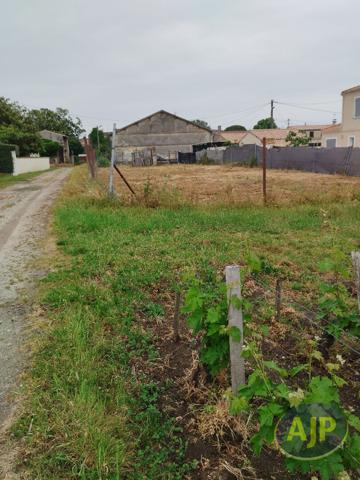 Vente terrain Pauillac : 89 690 € - AJP Pauillac Immobilier
