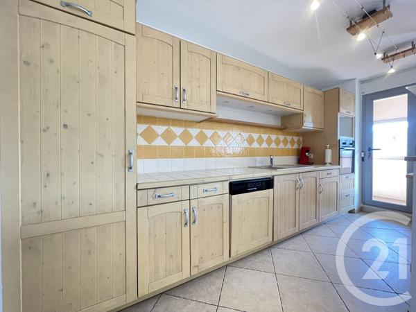 Appartement F3 à vendre  3 pièces - 66,13 m2 ST LAURENT DU VAR - 06