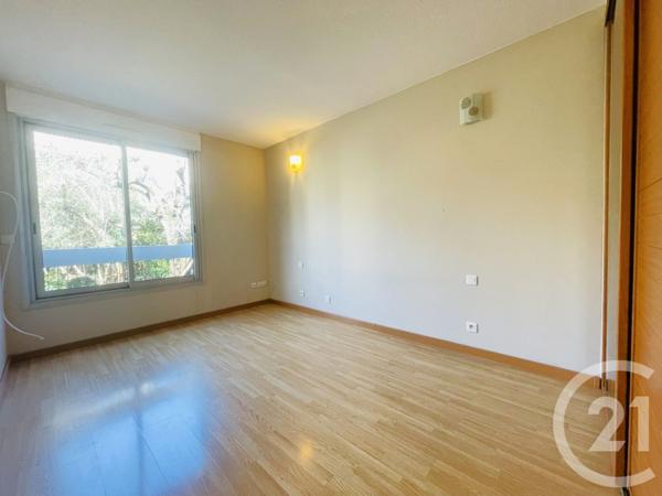 Appartement F3 à vendre  3 pièces - 66,13 m2 ST LAURENT DU VAR - 06