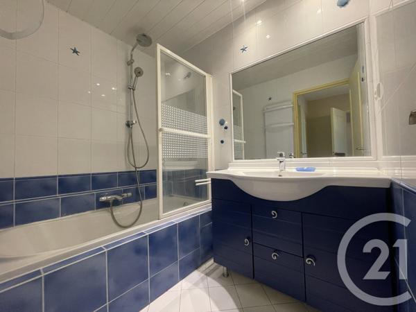 Appartement F3 à vendre  3 pièces - 66,13 m2 ST LAURENT DU VAR - 06