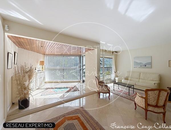 La meilleure localisation pour ce 3/4 chambres avec balcon filant et loggia intégrée