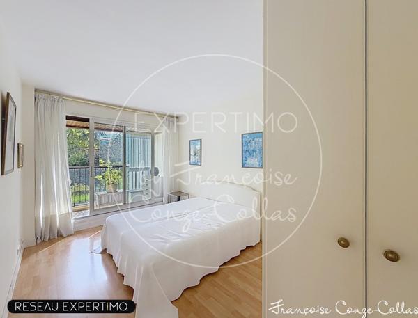 La meilleure localisation pour ce 3/4 chambres avec balcon filant et loggia intégrée