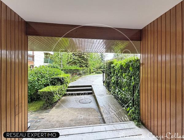 La meilleure localisation pour ce 3/4 chambres avec balcon filant et loggia intégrée