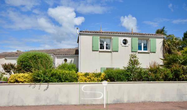 Maison 5 pièce(s) 3 chambre(s) 135 m²