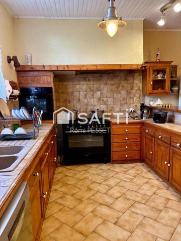 A vendre belle demeure pour familles ou investisseurs !