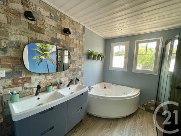 Maison à vendre  6 pièces - 165 m2 LE PERRIER - 85