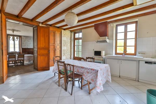 Maison à vendre 234 300 € Barbezieux-Saint-Hilaire 16 p 342 m² DPE E