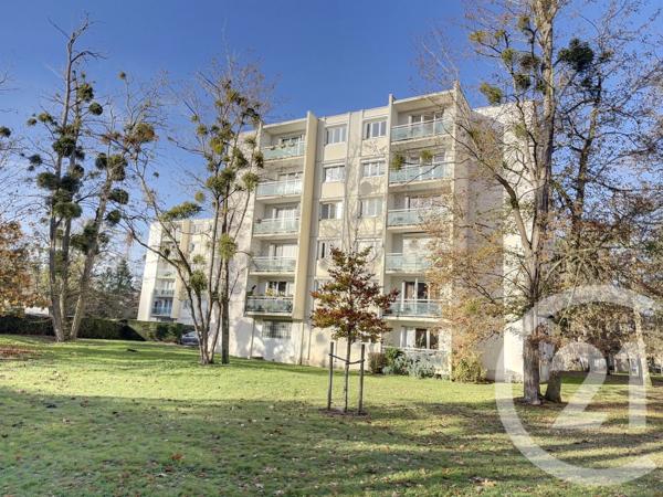Appartement F4 à vendre  4 pièces - 80,92 m 2   CERGY  - 95