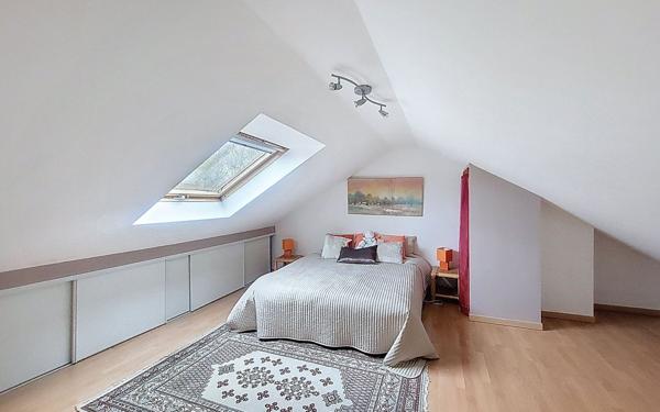 Maison à vendre    7 pièces • 148,71 m2 Ozoir-la-Ferrière