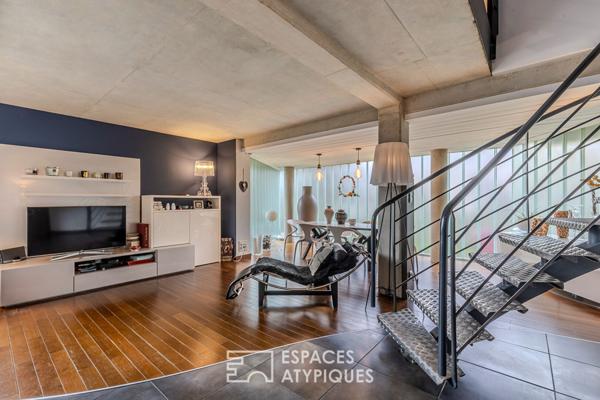 Maison d’architecte béton et nature avec piscine