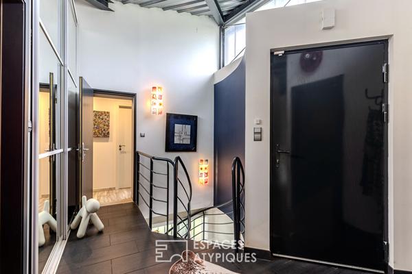 Maison d’architecte béton et nature avec piscine