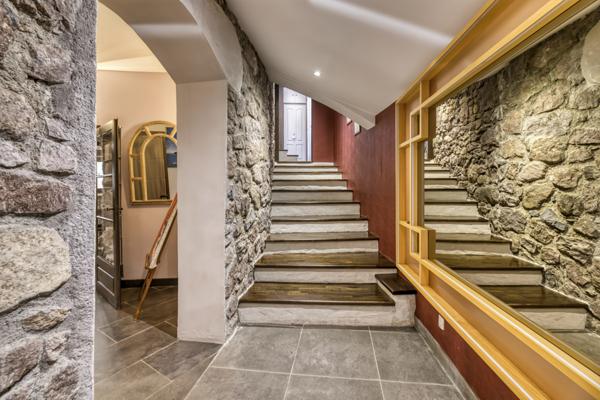 Roquebillière (06450) Maison en pierre, piscine et dépendance à Roquebillière