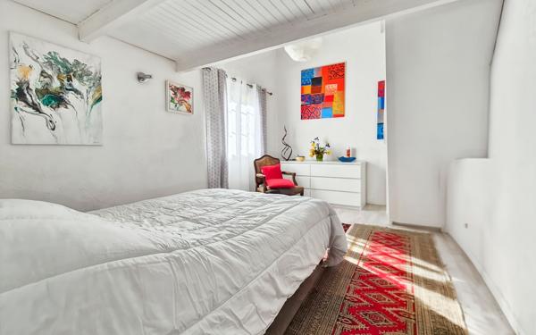 Maison à vendre    4 pièces •  Saint-Raphaël