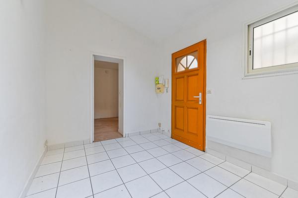 A deux pas de la rue Cler - 2 pièces lumineux