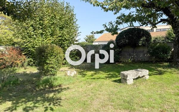 Maison à vendre    4 pièces •  Rochefort