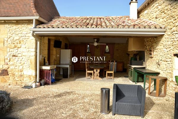 Belle longère sur 2 hectares en plein Périgord noir., LE BUGUE