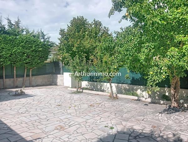 Vente                                                      Maison
                        
                     5 pièces                      74 m2                     à Limeil-Brévannes