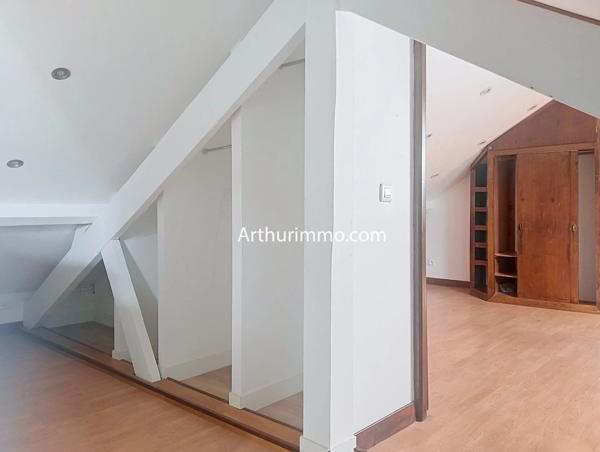 Vente                                                      Maison
                        
                     5 pièces                      74 m2                     à Limeil-Brévannes