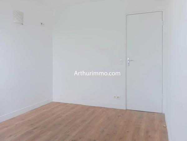Vente                                                      Maison
                        
                     5 pièces                      74 m2                     à Limeil-Brévannes