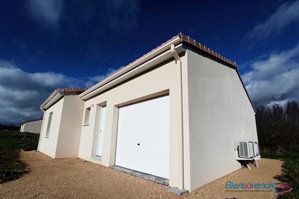 Maison Plain-Pied (2 Chambres) + Garage