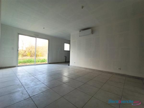 Maison Plain-Pied (2 Chambres) + Garage