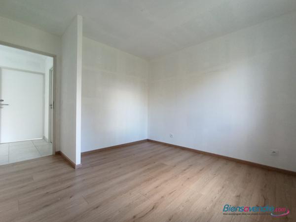 Maison Plain-Pied (2 Chambres) + Garage