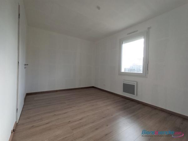 Maison Plain-Pied (2 Chambres) + Garage