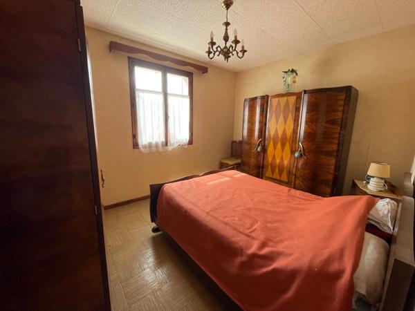 Maison à vendre 3 pièces  ()