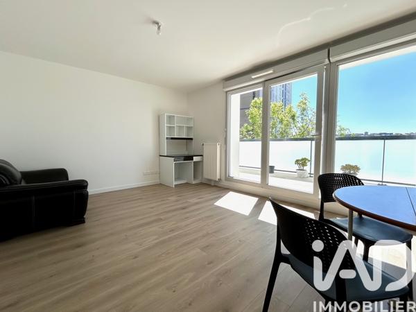 Location appartement 2 pièces 48,79 m² Noisy-le-Sec