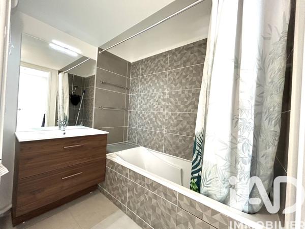 Location appartement 2 pièces 48,79 m² Noisy-le-Sec