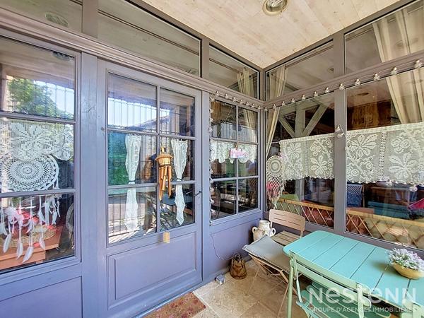 Location maison en pierre de 113 m² à Saint-Mézard avec 3 chambres, bureau et vaste pièce de vie