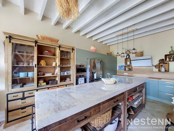 Location maison en pierre de 113 m² à Saint-Mézard avec 3 chambres, bureau et vaste pièce de vie