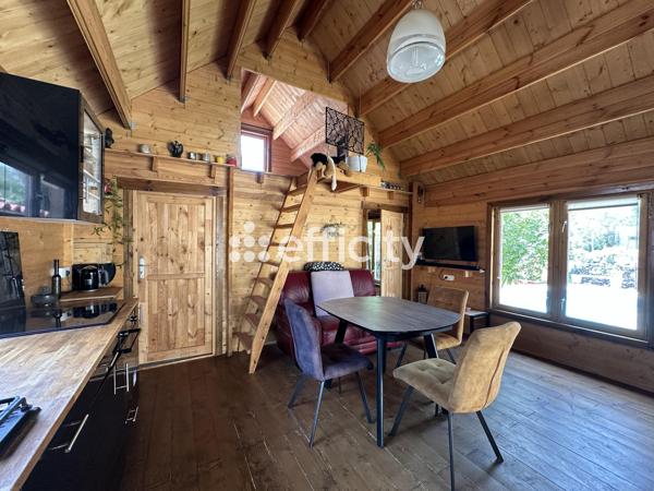 Maison
         5 pièces
        - 121 m² Exclusivité 580 000 € *