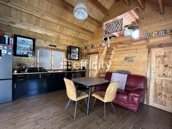 Maison
         5 pièces
        - 121 m² Exclusivité 580 000 € *