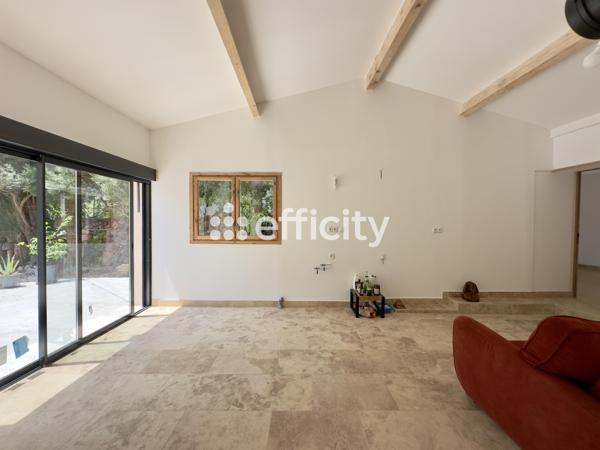 Maison
         5 pièces
        - 121 m² Exclusivité 580 000 € *