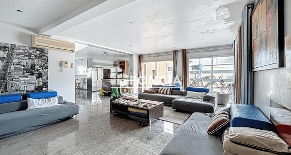À vendre Immeuble 338.89 m² - Eysines 33320