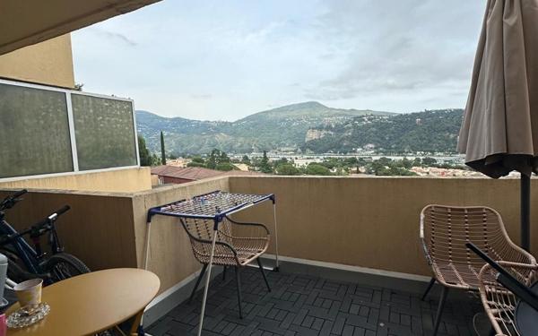 Appartement à vendre    4 pièces •  Carros