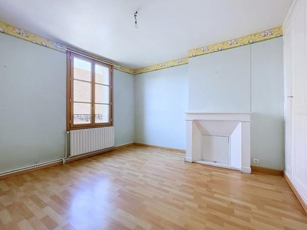 Maison 145 800 € Montrichard 4 p 116 m² DPE E