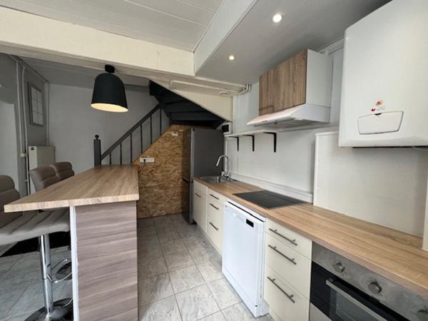 Maison secteur Port-Sainte-Marie avec jardin et garage