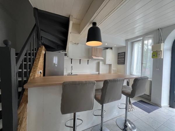 Maison secteur Port-Sainte-Marie avec jardin et garage