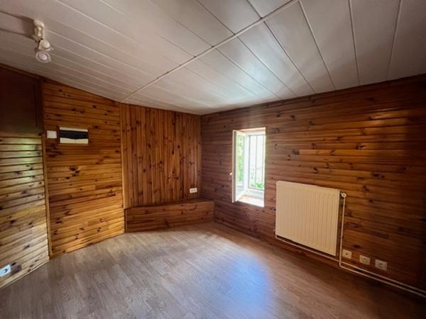 Maison secteur Port-Sainte-Marie avec jardin et garage