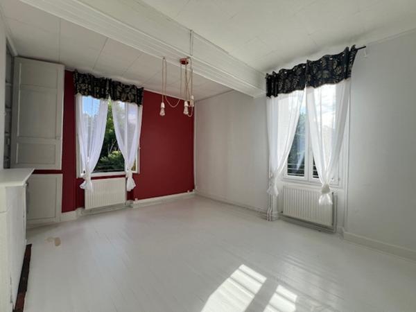 Maison secteur Port-Sainte-Marie avec jardin et garage