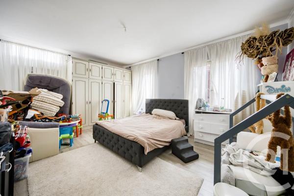 Maison à vendre  6 pièces - 130,57 m 2   VIGNEUX SUR SEINE  - 91