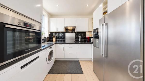 Appartement à vendre  3 pièces - 50,18 m 2   AUBERVILLIERS  - 93
