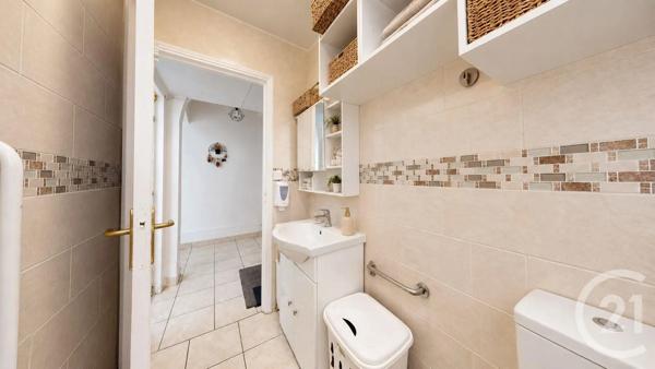 Appartement à vendre  3 pièces - 50,18 m 2   AUBERVILLIERS  - 93